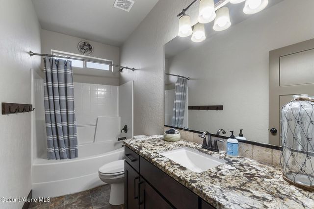 13288 N Glistening Ct, Rathdrum, ID 83858
