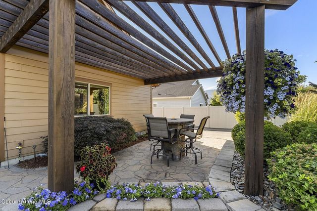 13288 N Glistening Ct, Rathdrum, ID 83858
