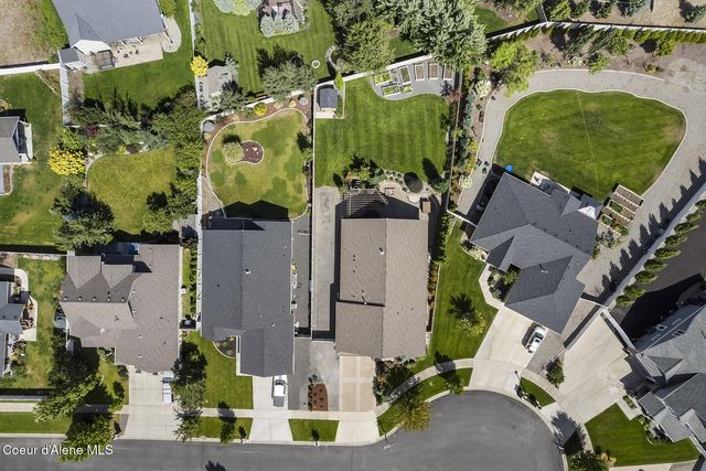 13288 N Glistening Ct, Rathdrum, ID 83858