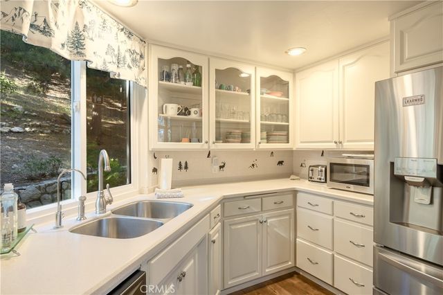 238 Shasta Drive, Lake Arrowhead, CA 92352
