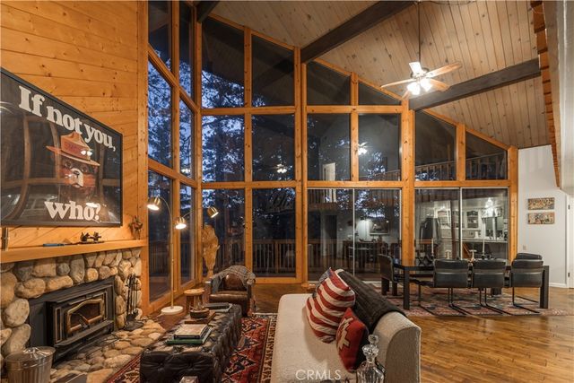 238 Shasta Drive, Lake Arrowhead, CA 92352