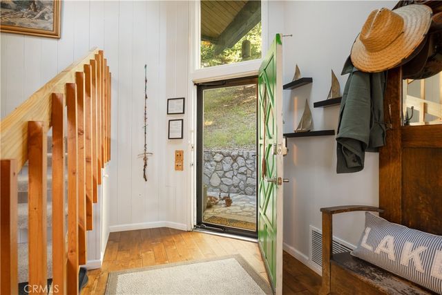238 Shasta Drive, Lake Arrowhead, CA 92352