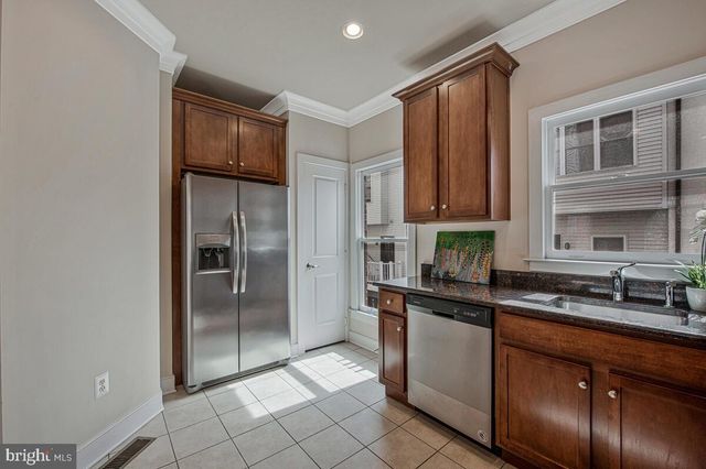 5701 44TH AVE, Hyattsville, MD 20781