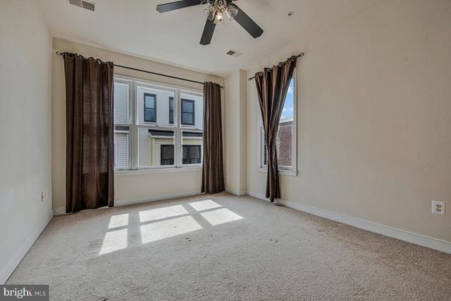 5701 44TH AVE, Hyattsville, MD 20781