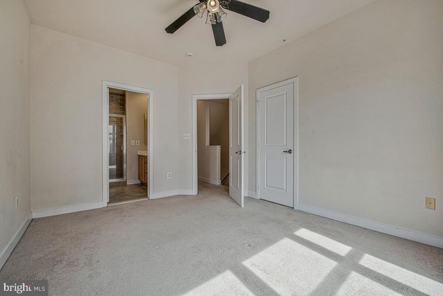 5701 44TH AVE, Hyattsville, MD 20781