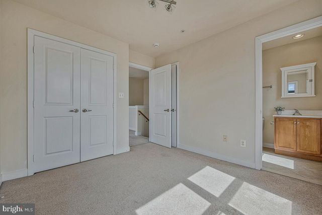 5701 44TH AVE, Hyattsville, MD 20781