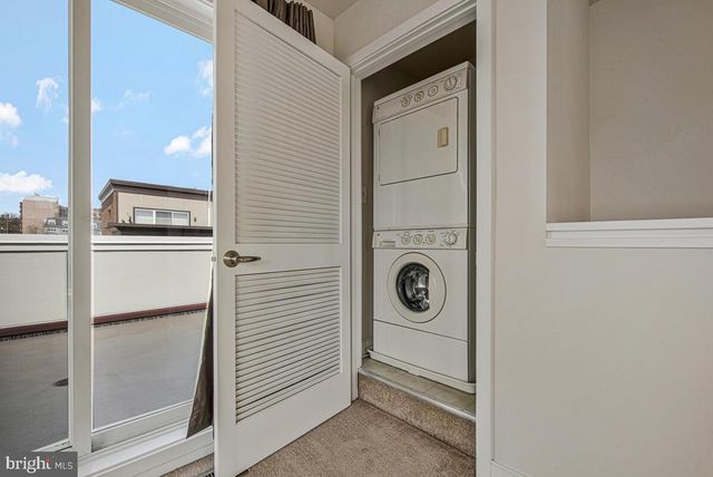 5701 44TH AVE, Hyattsville, MD 20781