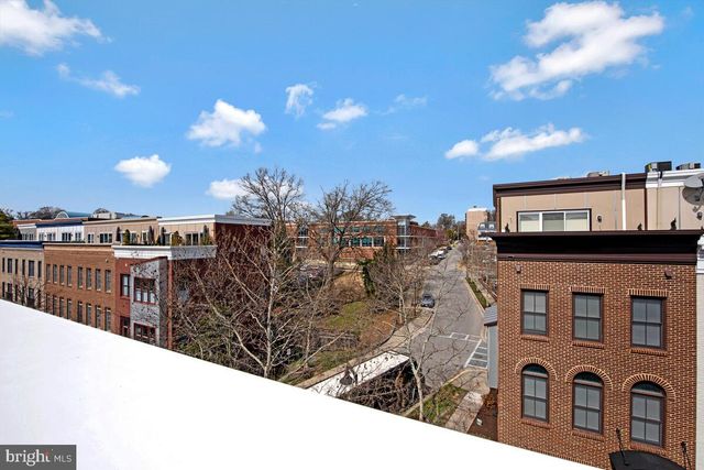 5701 44TH AVE, Hyattsville, MD 20781