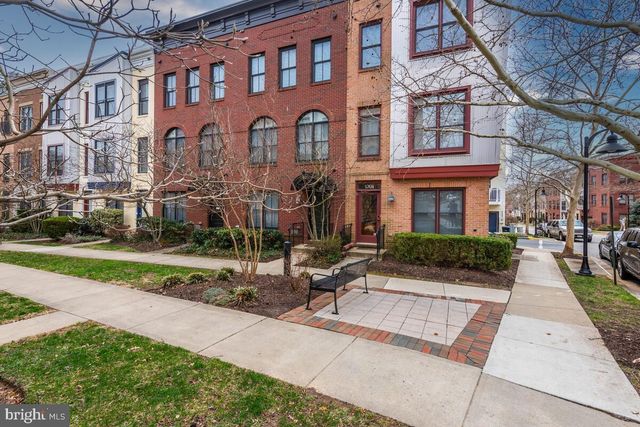 5701 44TH AVE, Hyattsville, MD 20781