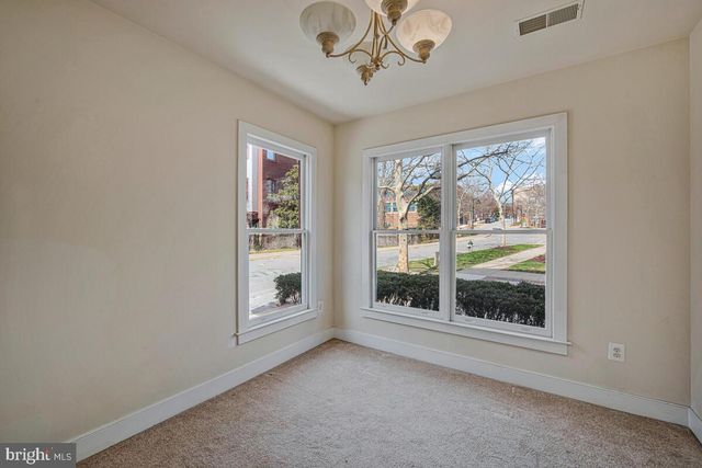 5701 44TH AVE, Hyattsville, MD 20781