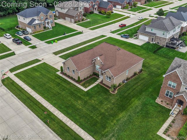 54158 Mar Lake Drive, Chesterfield Township, MI 48051