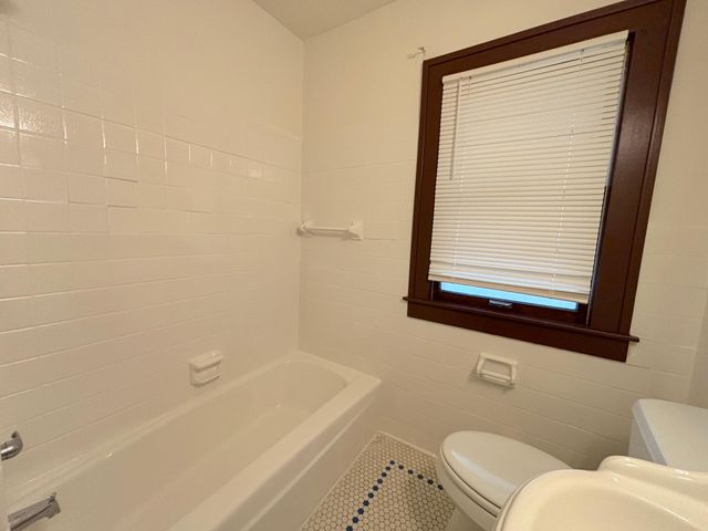 3515 Aldrich Avenue N, Minneapolis, MN 55412
