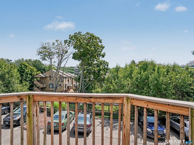 57 Glenrock 57, Norwalk, CT 06850