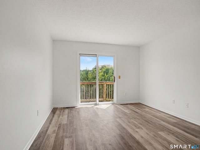 57 Glenrock 57, Norwalk, CT 06850