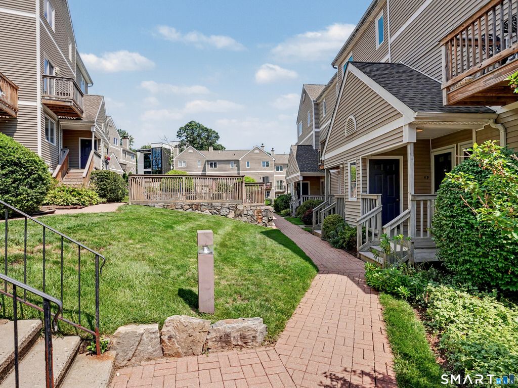 57 Glenrock 57, Norwalk, CT 06850
