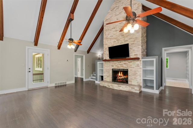 82 Sunburst Drive, Waynesville, NC 28786