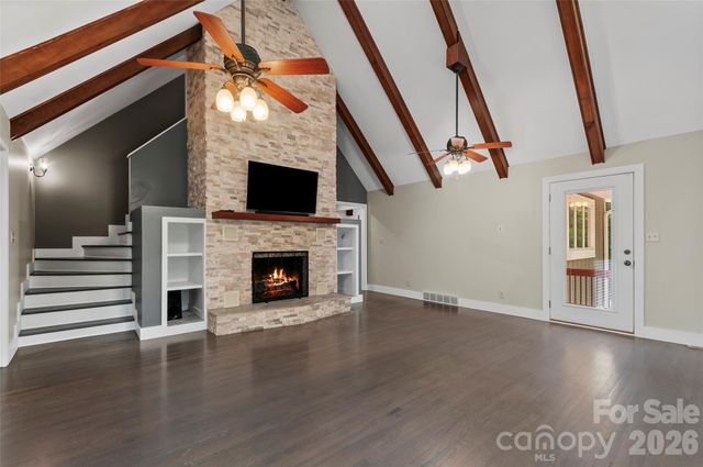 82 Sunburst Drive, Waynesville, NC 28786