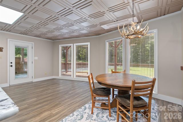 82 Sunburst Drive, Waynesville, NC 28786