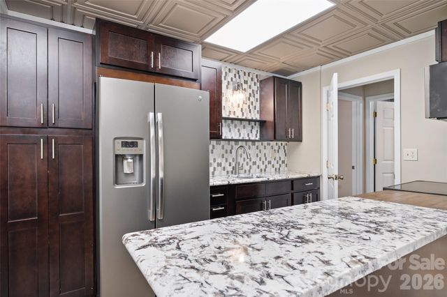 82 Sunburst Drive, Waynesville, NC 28786