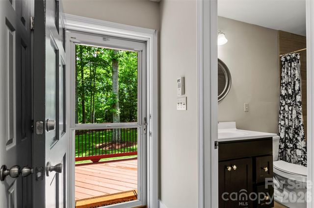 82 Sunburst Drive, Waynesville, NC 28786