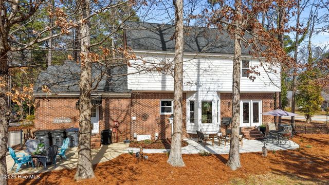 113 Edinborough Court, Rocky Mount, NC 27803