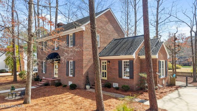 113 Edinborough Court, Rocky Mount, NC 27803
