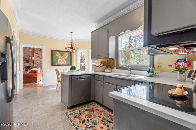 113 Edinborough Court, Rocky Mount, NC 27803