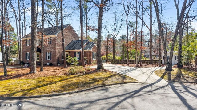 113 Edinborough Court, Rocky Mount, NC 27803