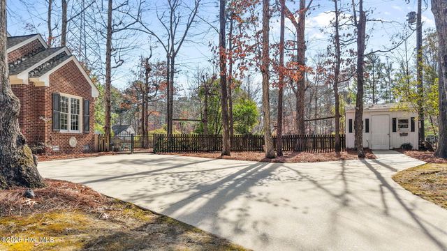 113 Edinborough Court, Rocky Mount, NC 27803