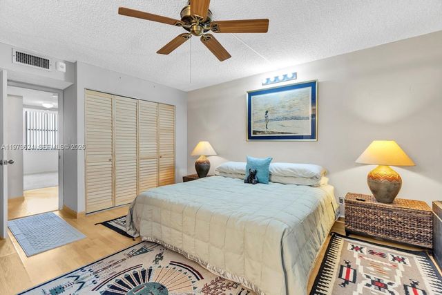 3350 NE 192nd St 5H-B, Aventura, FL 33180