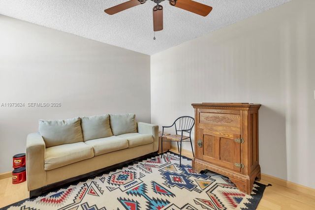 3350 NE 192nd St 5H-B, Aventura, FL 33180