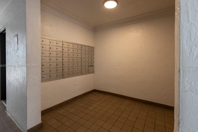 3350 NE 192nd St 5H-B, Aventura, FL 33180