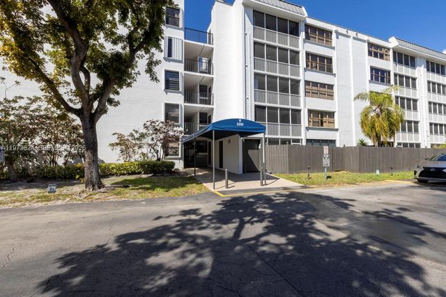 3350 NE 192nd St 5H-B, Aventura, FL 33180