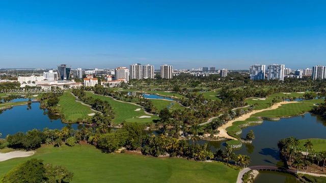 3350 NE 192nd St 5H-B, Aventura, FL 33180