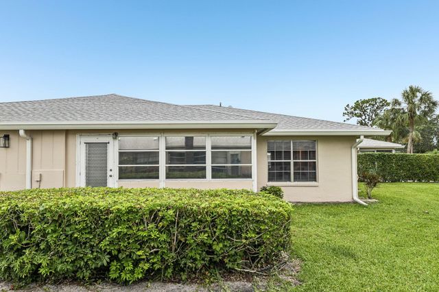 475 Holyoke Lane, Lake Worth, FL 33467