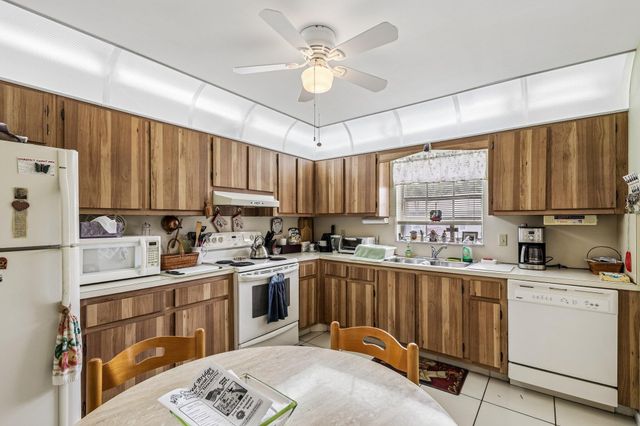 475 Holyoke Lane, Lake Worth, FL 33467