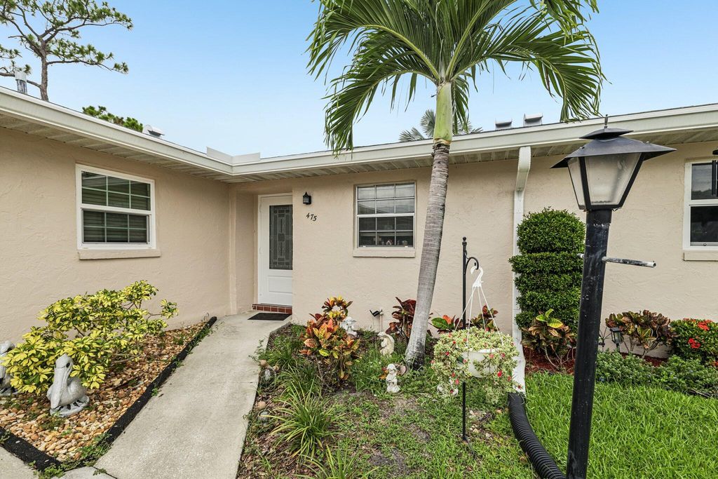 475 Holyoke Lane, Lake Worth, FL 33467