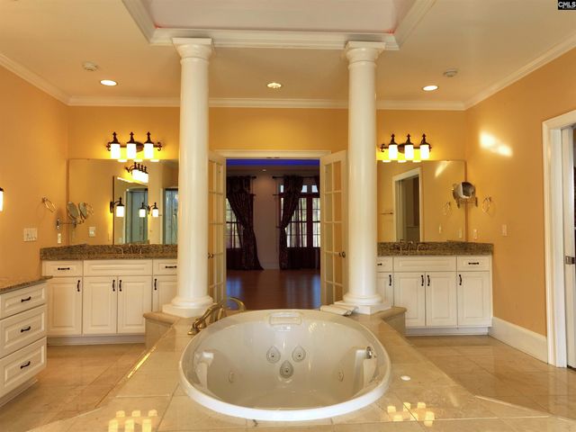 22 Creekside Way, Ridgeway, SC 29130