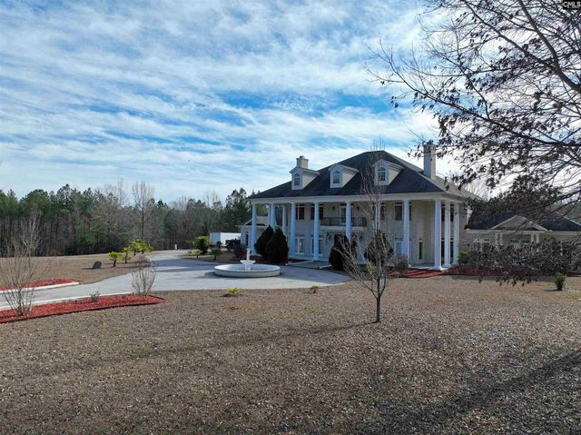 22 Creekside Way, Ridgeway, SC 29130