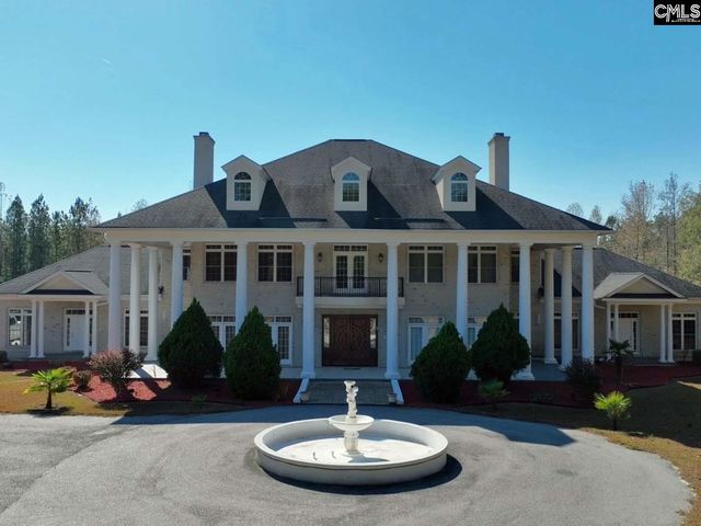 22 Creekside Way, Ridgeway, SC 29130