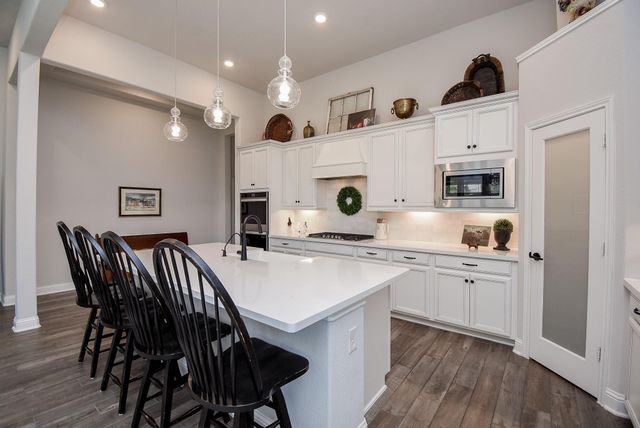 21022 Sunny Ravine Drive, Cypress, TX 77433