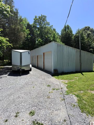 527 JB Copeland RD, Benton, KY 42025