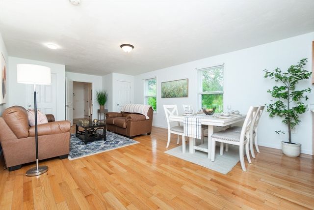 22 Plymouth St, Fitchburg, MA 01420