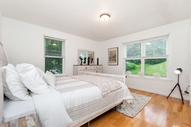 22 Plymouth St, Fitchburg, MA 01420