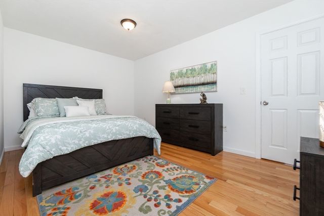 22 Plymouth St, Fitchburg, MA 01420