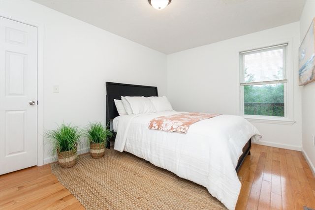 22 Plymouth St, Fitchburg, MA 01420