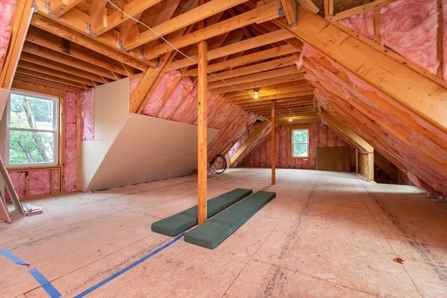 22 Plymouth St, Fitchburg, MA 01420