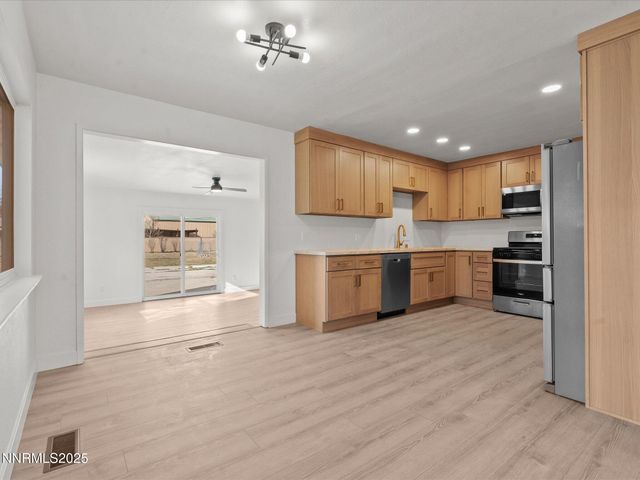 2940 Lukens Lane, Carson City, NV 89706