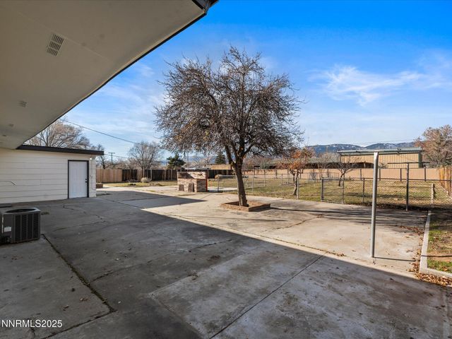 2940 Lukens Lane, Carson City, NV 89706