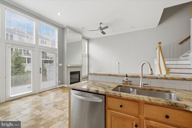 10249 WINGED ELM CIR, Manassas, VA 20110